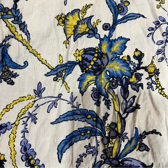 LOFT Colored Toile Floral Shorts - Picture 4 of 5